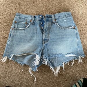 NWOT Levi’s 501 shorts